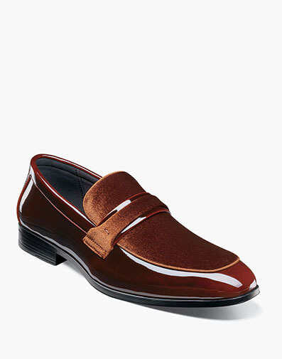 Spratley Moc Toe Saddle Slip On - 200