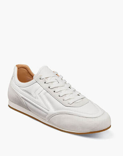Action 150 Sporty Lace Up - 100